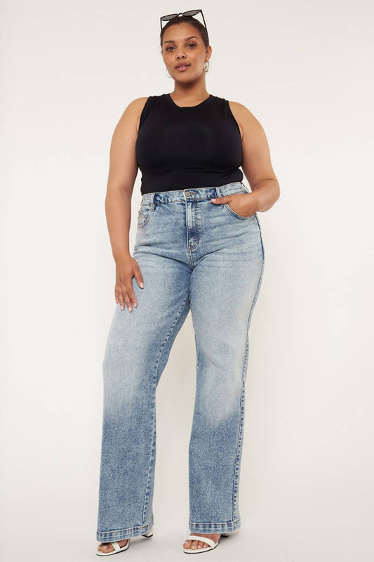Allison Ultra High Rise 90's Flare Kancan Jeans | SZ 16W-22W